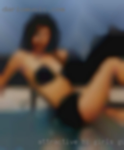 Attractive bi-girls guys and naked horny couples.
