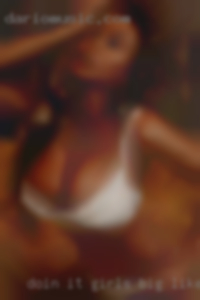 Doin it girls big like a horny real woman.