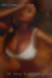 Or sexy a mature graceful girls woman near San Antonio.