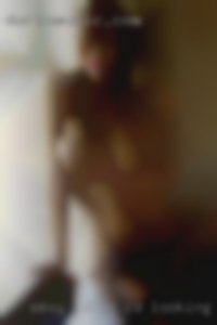 Sexy Latin CD looking swingers for Str8 guys.